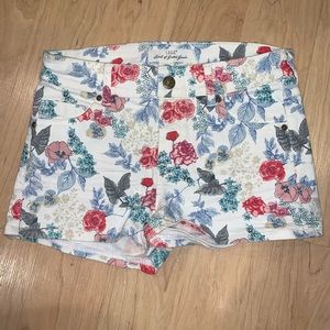 Label of graded goods girls shorts size 12/13